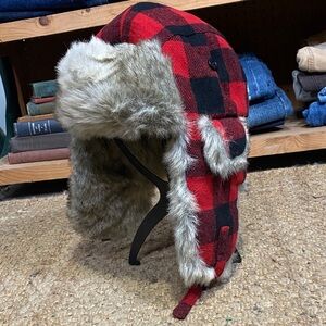 Buffalo Plaid Trapper Hat with Faux Fur Lining – Classic Lumberjack Style
